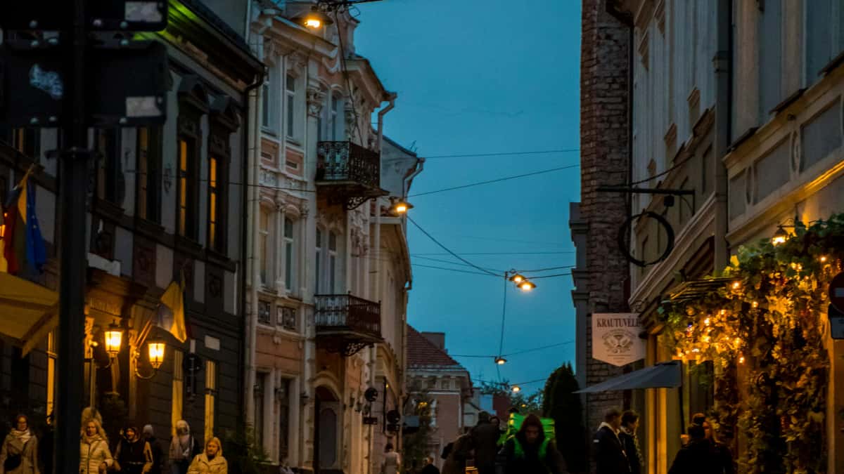 Adverteerders: Panama Chingari creators die kopers opleveren