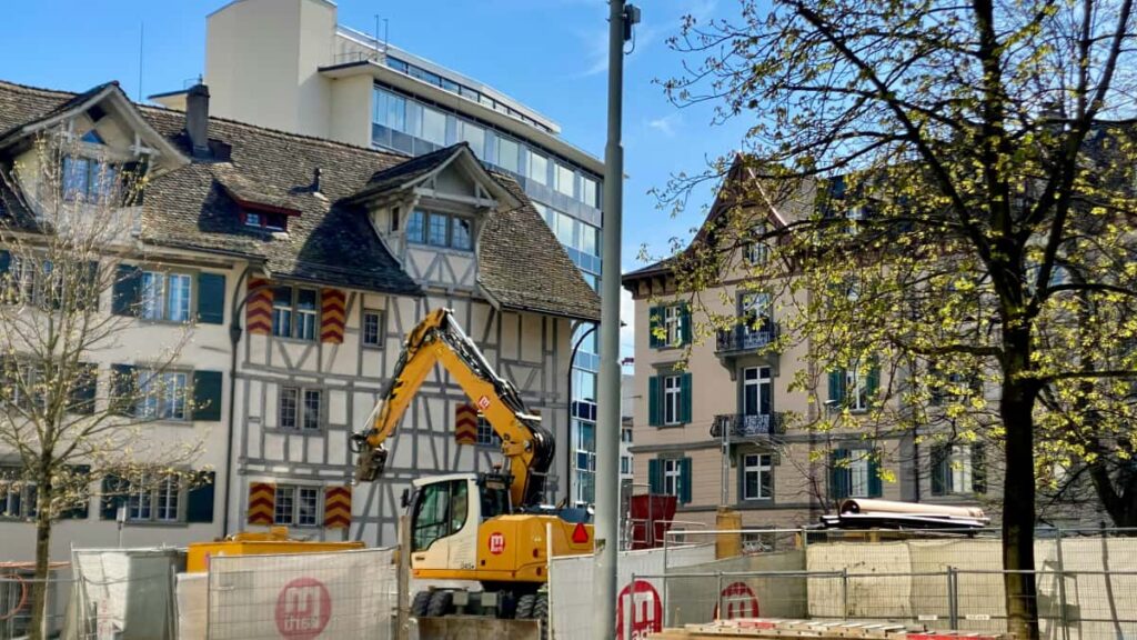 Praktische gids voor Nederlandse adverteerders: hoe je Oostenrijkse Roposo-creators vindt, screent en inzet om zichtbaarheid voor clean-beautymerken te vergroten.