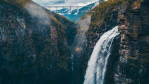 Praktische gids voor Nederlandse adverteerders: hoe je Italiaanse Linecreators vindt die authentieke reviews maken, wel met aandacht voor regels, platformkeuze en pitchstrategieen.