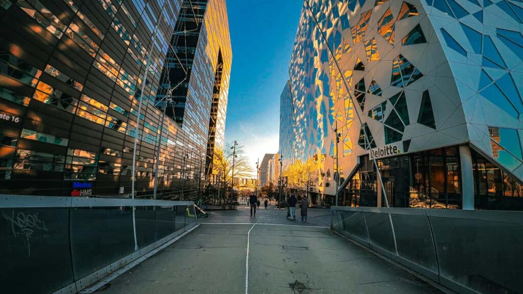 Praktische gids voor Nederlandse creators: hoe je Mexicaanse merken op Shopee bereikt om tijdelijke kortingscodes te delen met platformtips, outreach-scripts en compliance-checks.