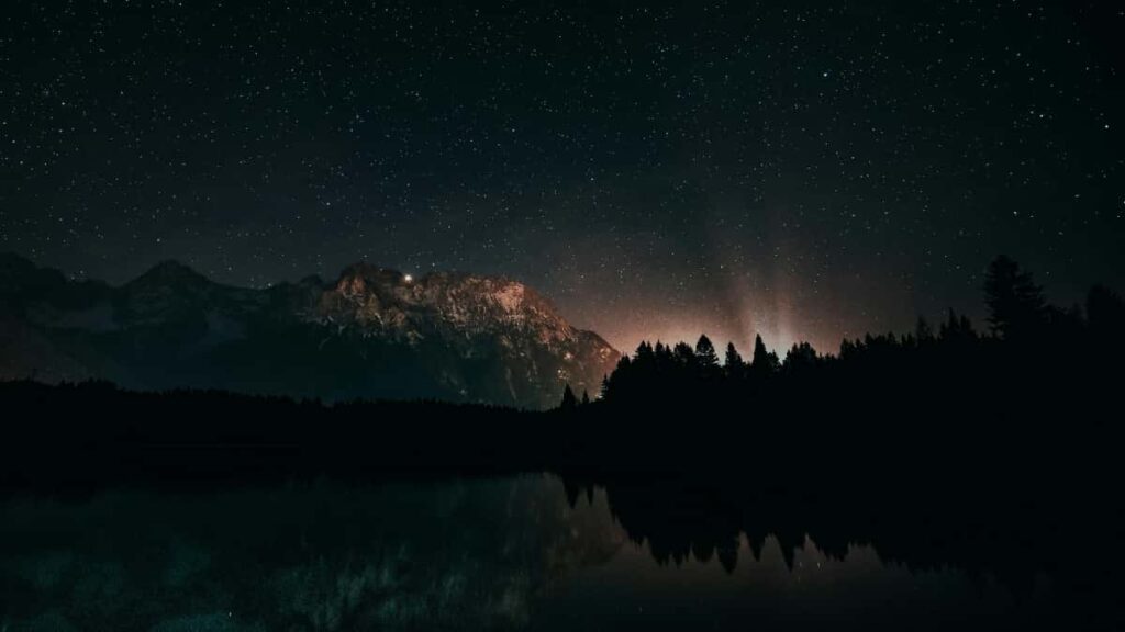 Praktische gids voor Nederlandse creators: hoe je Saudische merken op Netflix bereikt met UGC-proposities, cultureel slimme pitches en concrete outreach-tactieken.